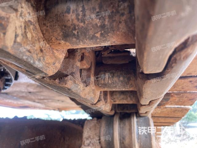 右側(cè)履帶整體（行走機(jī)構(gòu)）