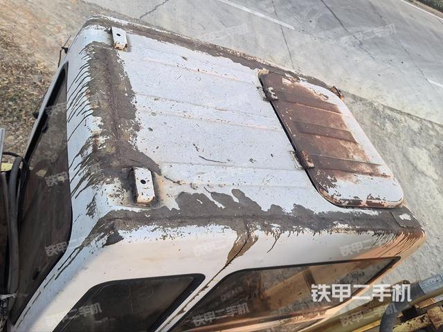 驾驶室顶部俯视（上车部件）