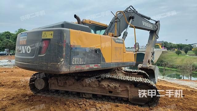 整机右后45°（整机外观）