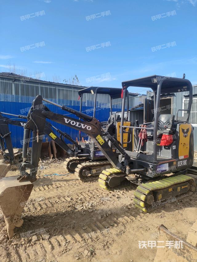 沃尔沃EC18D挖掘机