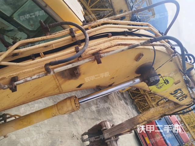 大臂整体 右侧（工作和回转装置）