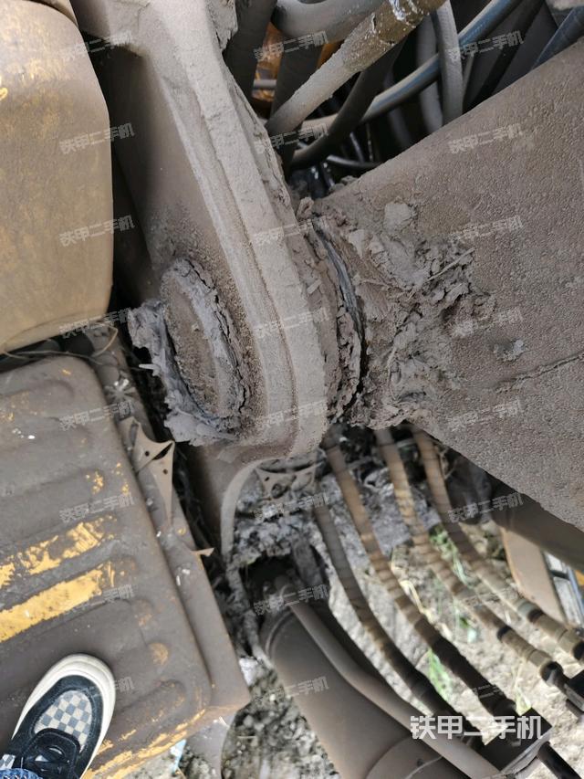 大臂根部 斜视（工作和回转装置）