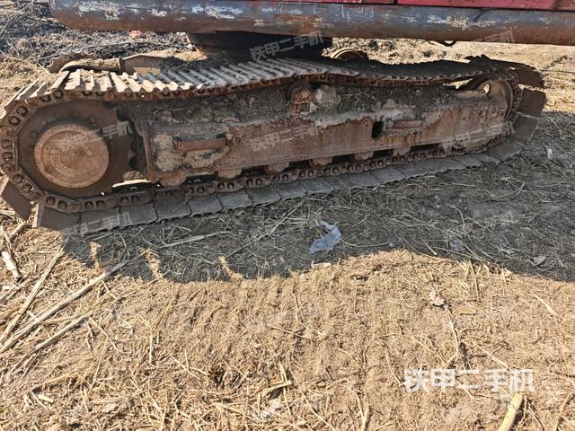 左驅(qū)動輪（行走機構(gòu)）