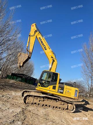 小松PC240LC-8M0挖掘机