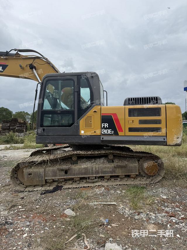 整機(jī)右后45°（整機(jī)外觀）