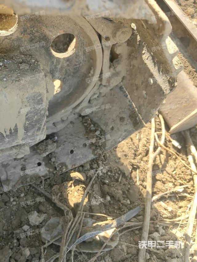 右導(dǎo)向輪（行走機(jī)構(gòu)）