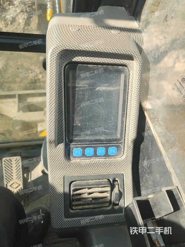 顯示屏?（駕駛室部分）