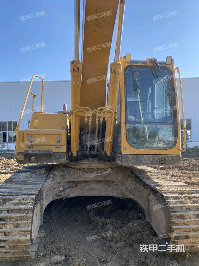 山東臨工E6210F挖掘機(jī)