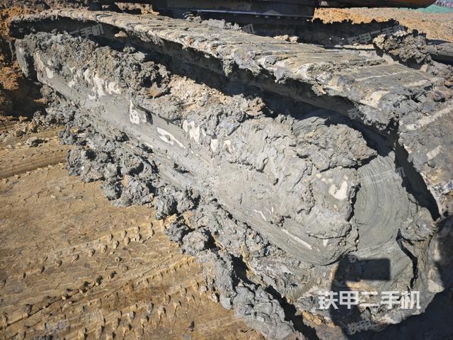 单侧履带整体（整机外观）