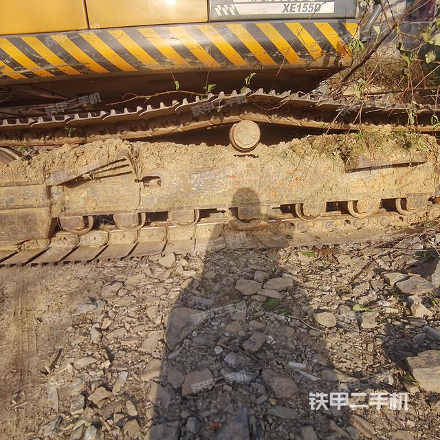 單側(cè)履帶整體（整機(jī)外觀）