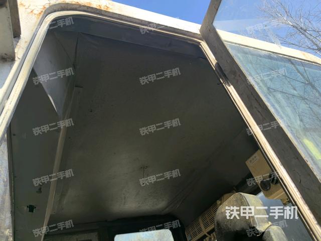 駕駛室頂部（駕駛室/操作室）