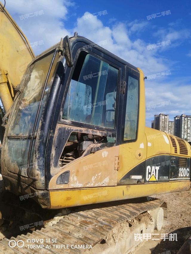 座椅后部（駕駛室部分）