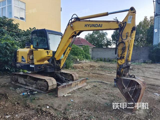 現(xiàn)代R60-7挖掘機