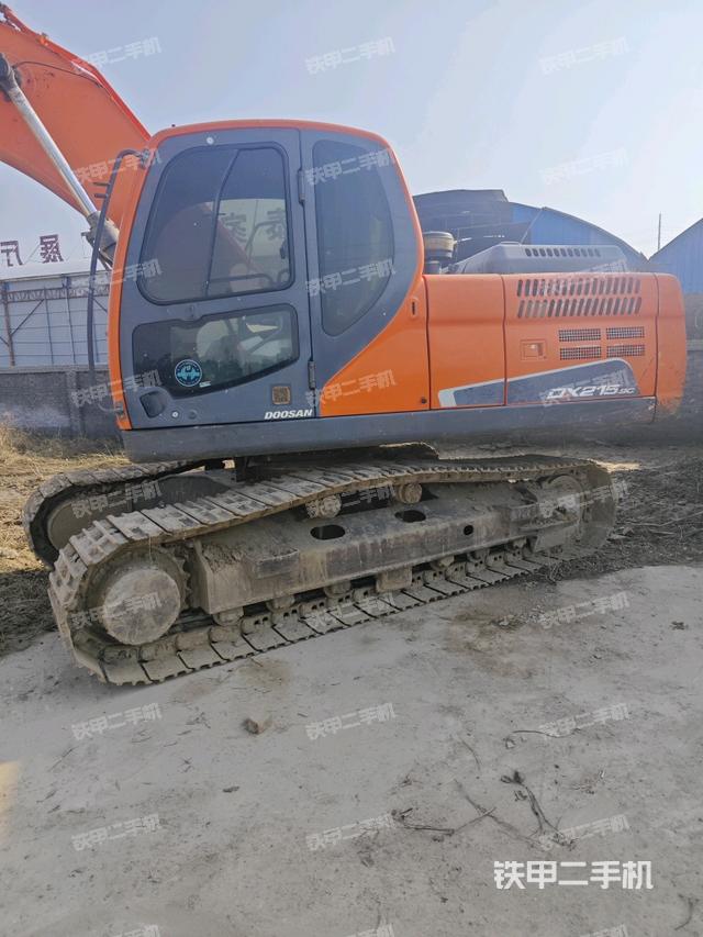 斗山DX215-9C挖掘機(jī)