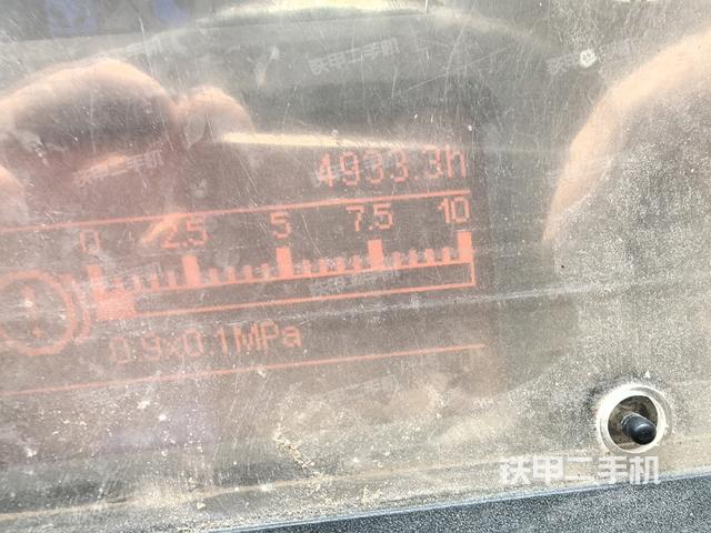 儀表盤全景（壓路機駕駛室）