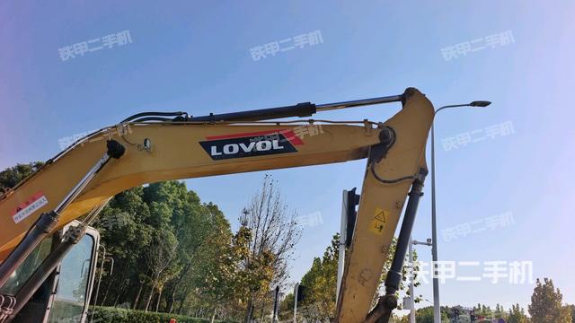 大臂整体 右侧（工作和回转装置）