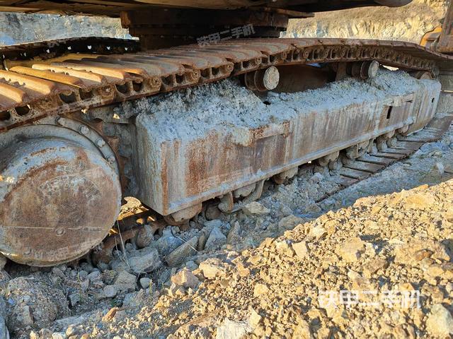 單側履帶整體（整機外觀）