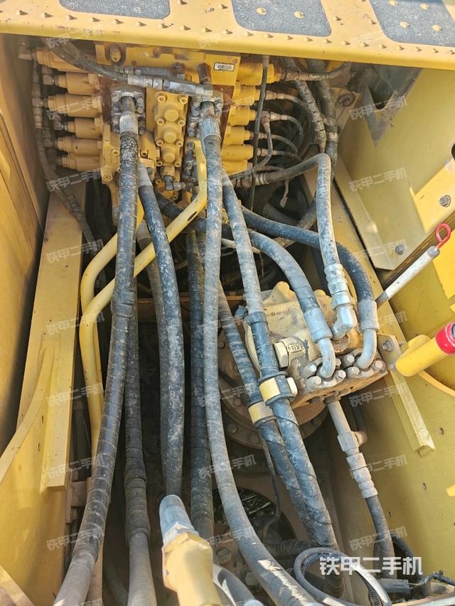 回轉(zhuǎn)馬達(dá)（上車(chē)部件）