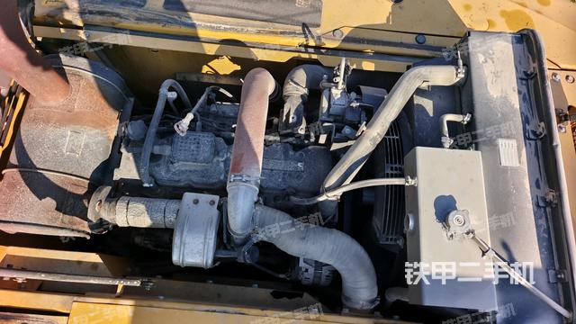 发动机室（上车部件）