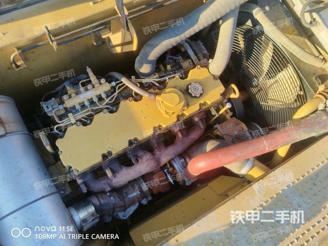 发动机整体俯视（整机外观）