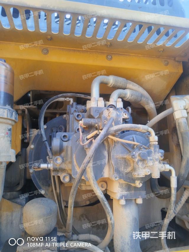 液壓泵斜45?左（大件艙室）