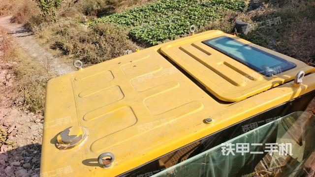 驾驶室顶部俯视（上车部件）