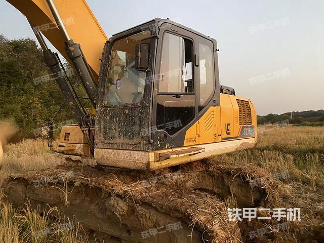 柳工CLG920E挖掘機(jī)