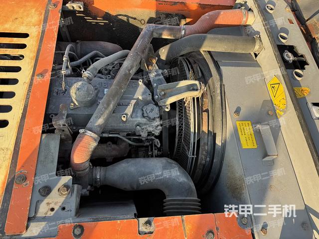 發(fā)動機(jī)整體俯視（整機(jī)外觀）