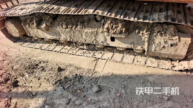 左侧履带整体 （行走机构）