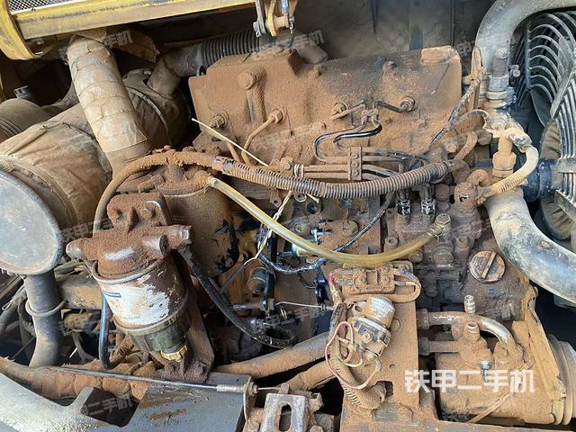 發(fā)動機(jī)整體俯視（整機(jī)外觀）