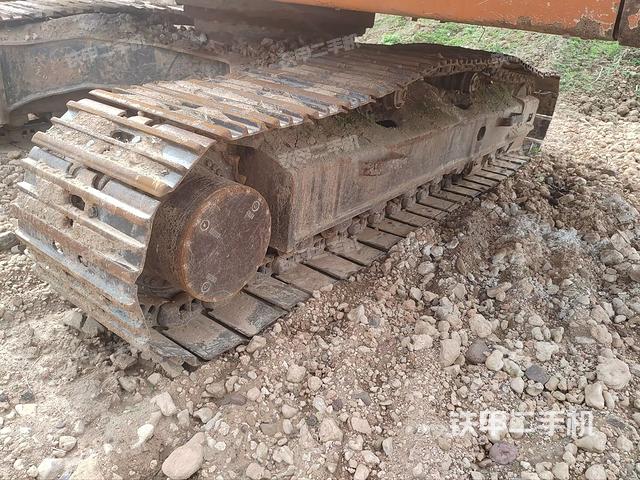 單側(cè)履帶整體（整機(jī)外觀）