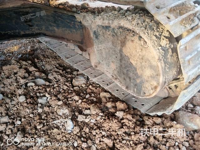 左導向輪（行走機構(gòu)）