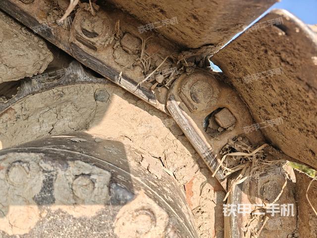 右導(dǎo)向輪（行走機(jī)構(gòu)）