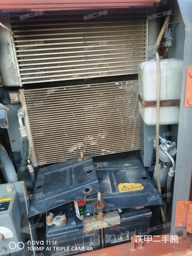 散熱器正面（大件艙室）