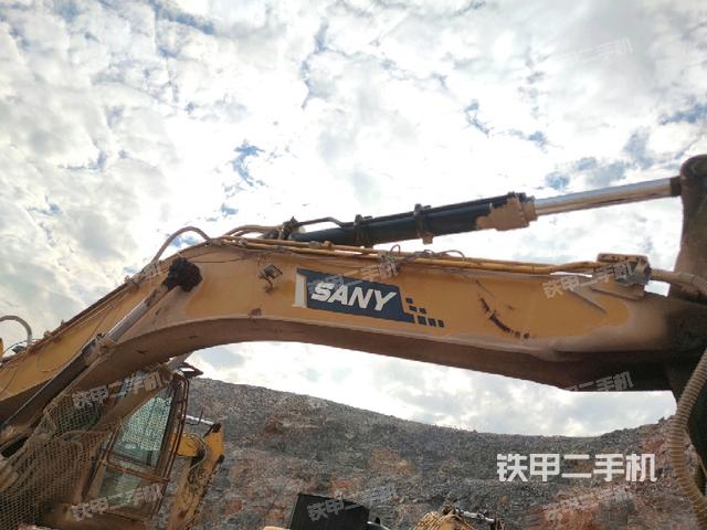 大臂整體?右側(cè)（工作和回轉(zhuǎn)裝置）