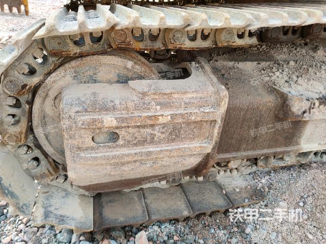 左側(cè)行走馬達蓋板（行走機構(gòu)）