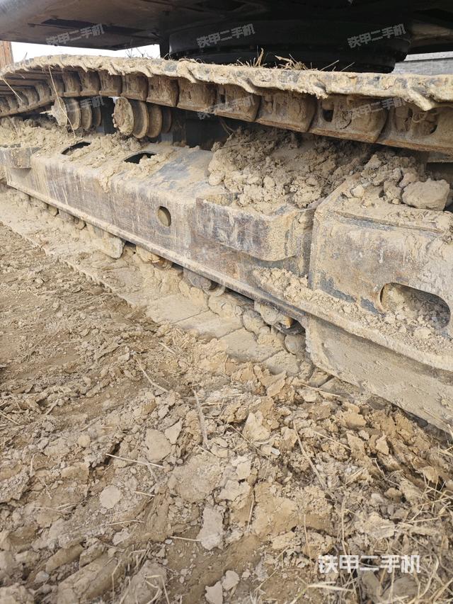 單側(cè)履帶整體（整機(jī)外觀）