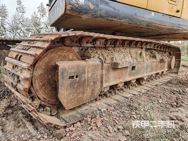 单侧履带整体（整机外观）