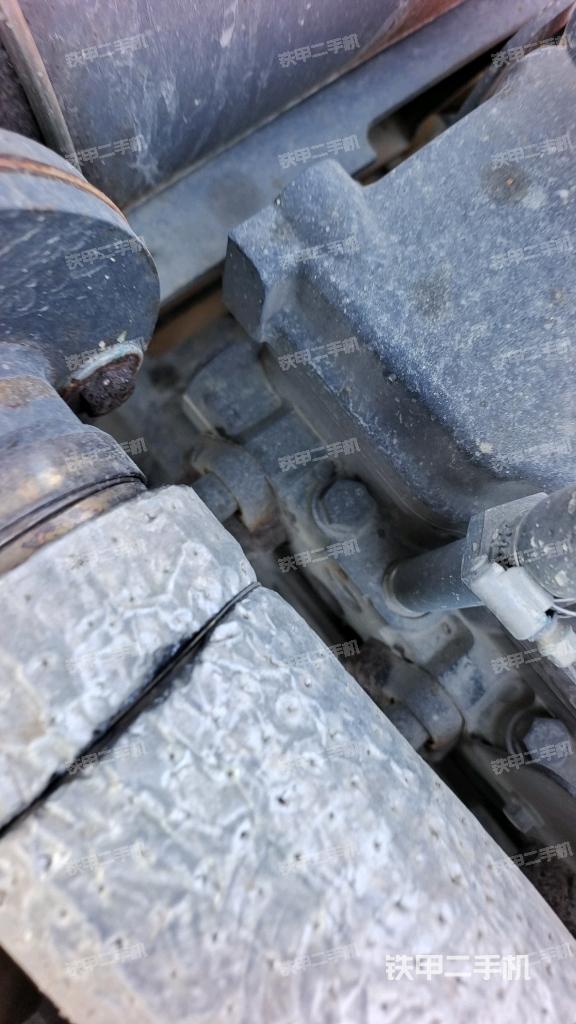 气门室盖螺丝特写（上车部件）