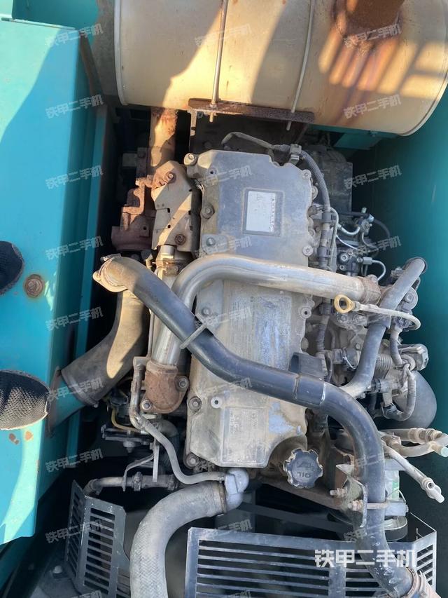 发动机整体俯视（整机外观）