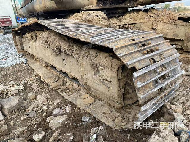 单侧履带整体（整机外观）