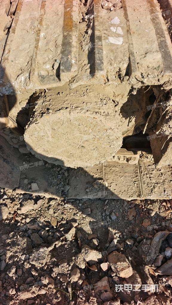 左驱动轮（行走机构）