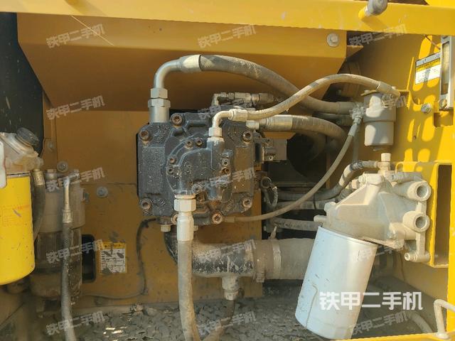 液壓泵室（大件艙室）