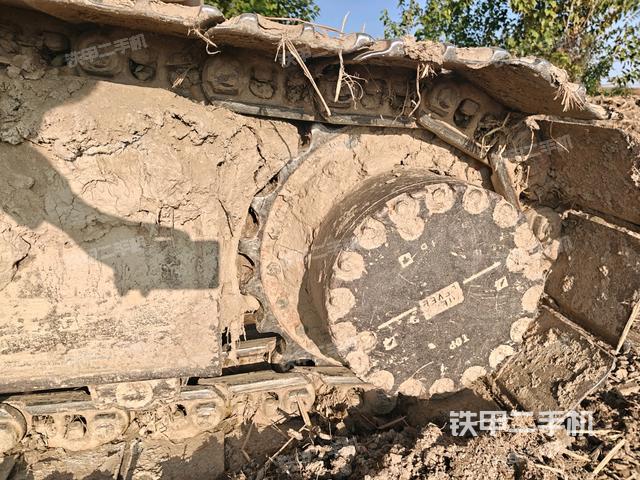 左導(dǎo)向輪（行走機(jī)構(gòu)）