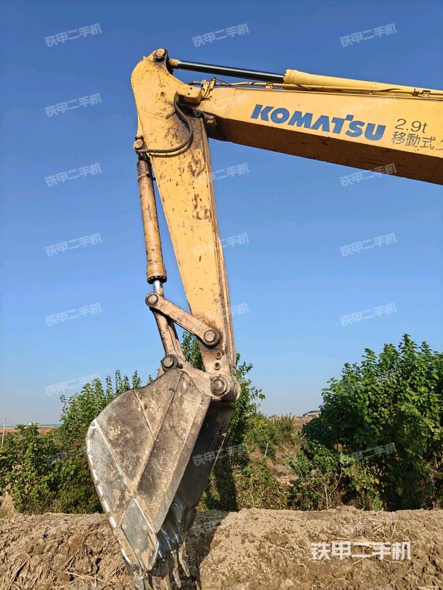 小臂整體左后（工作和回轉(zhuǎn)裝置）