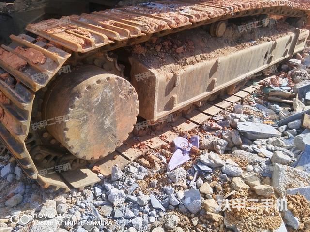 單側(cè)履帶整體（整機外觀）