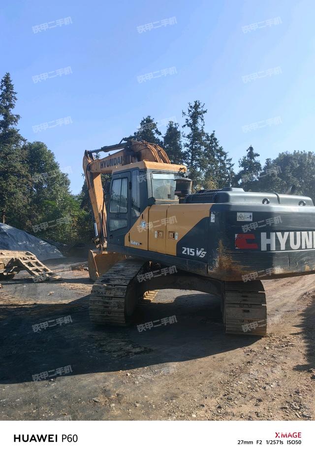 现代R215VS挖掘机