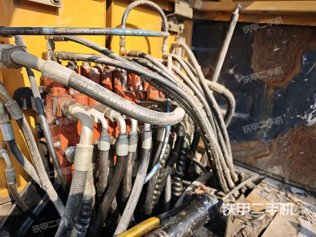 分配閥（上車部件）