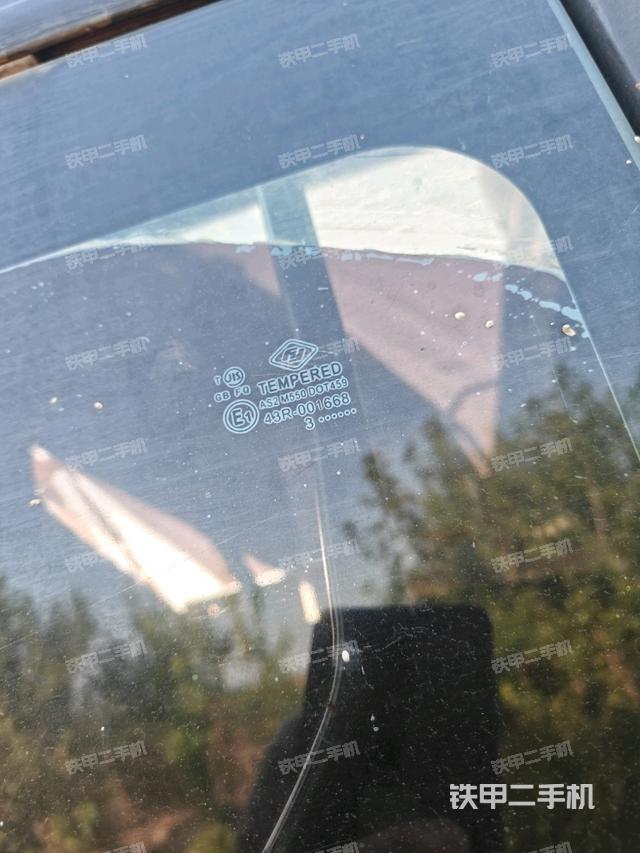 座椅后部（駕駛室部分）