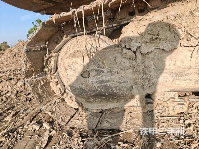 左側(cè)行走馬達(dá)蓋板（行走機(jī)構(gòu)）